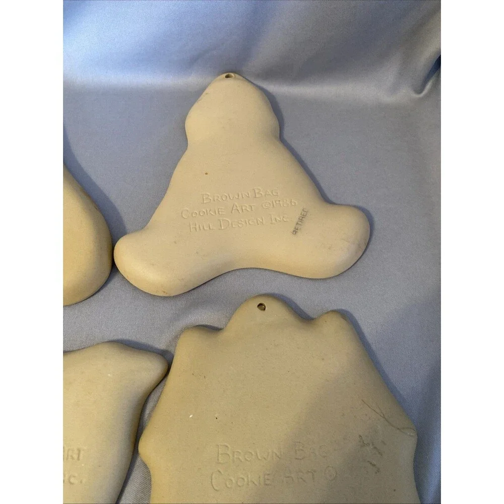 Lot of 4 Vintage Cookie Molds Brown Bag Cat Cow House Raggedy Ann Andy Baking